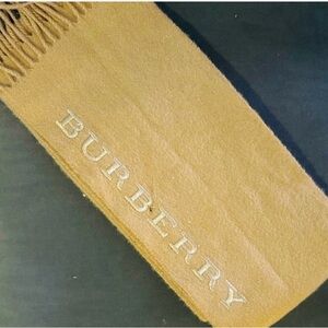 Burberry Cashmere Scarf in Warm Beige